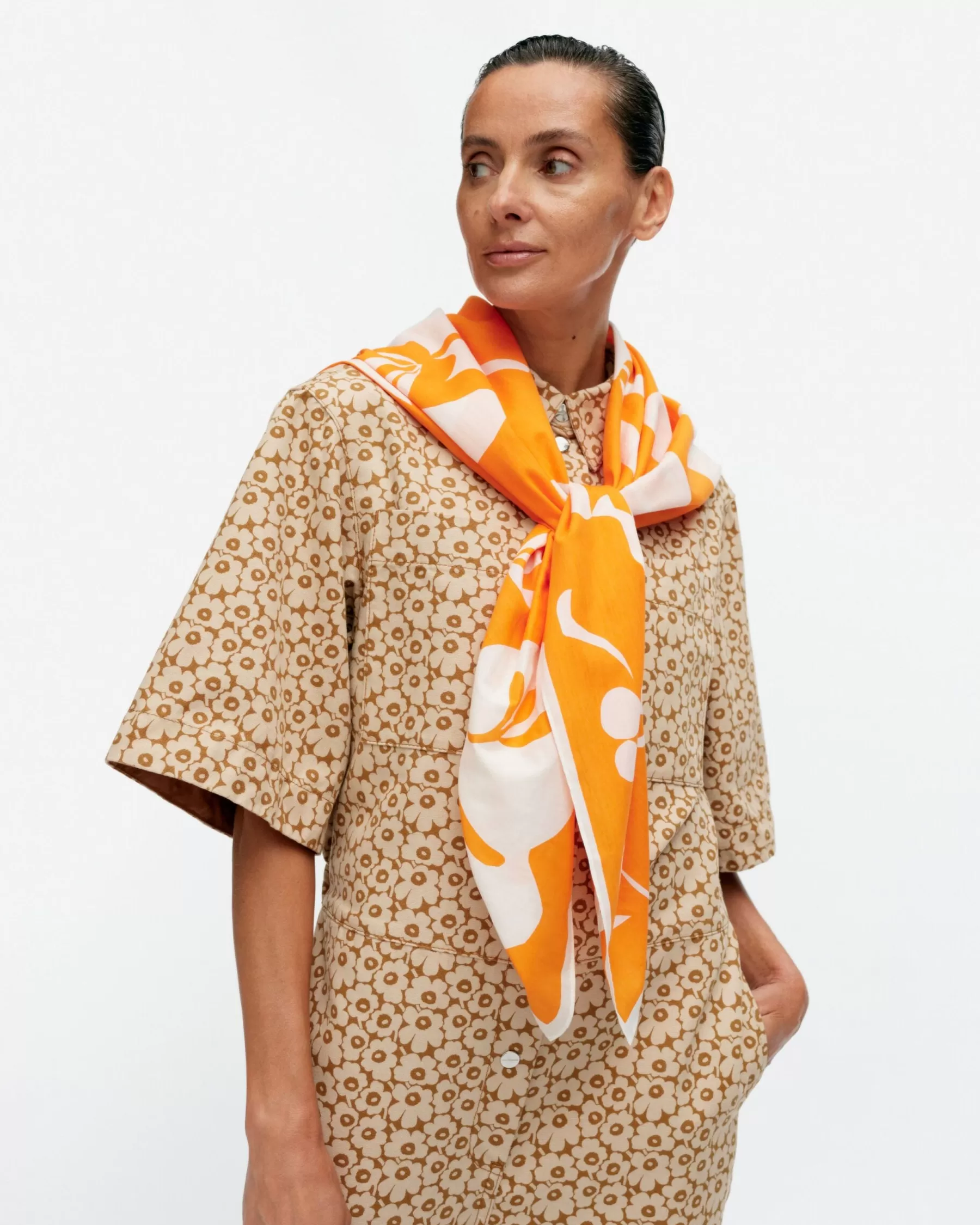 New Marimekko Ju00E5Hha Nokturno Puuvilla-Silkkisekoitehuivi